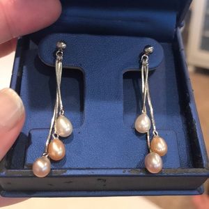 3 color Pearl drop earrings